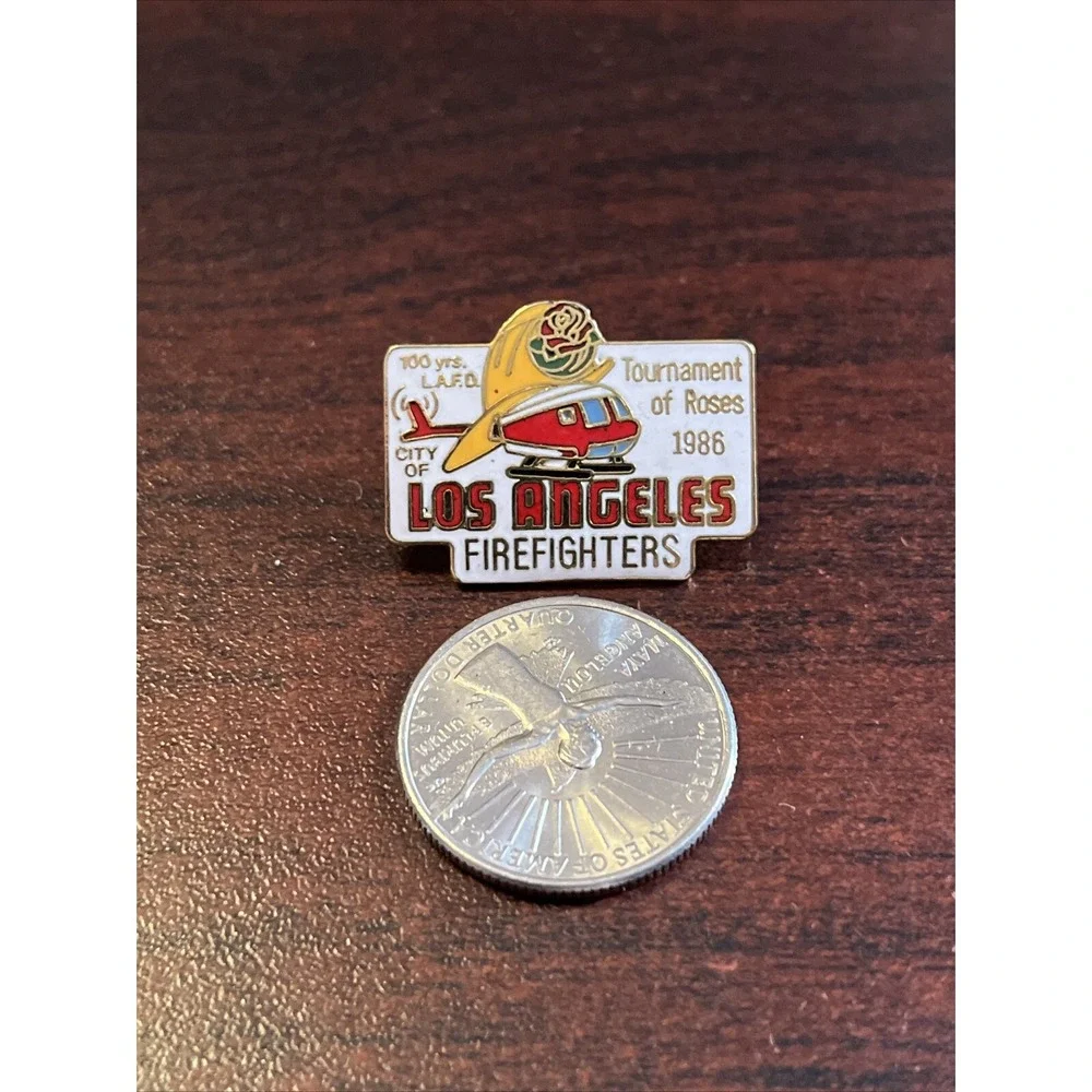 Vintage 1986 Tournament Of Roses LA Firefighters‎ Lapel Hat Pin